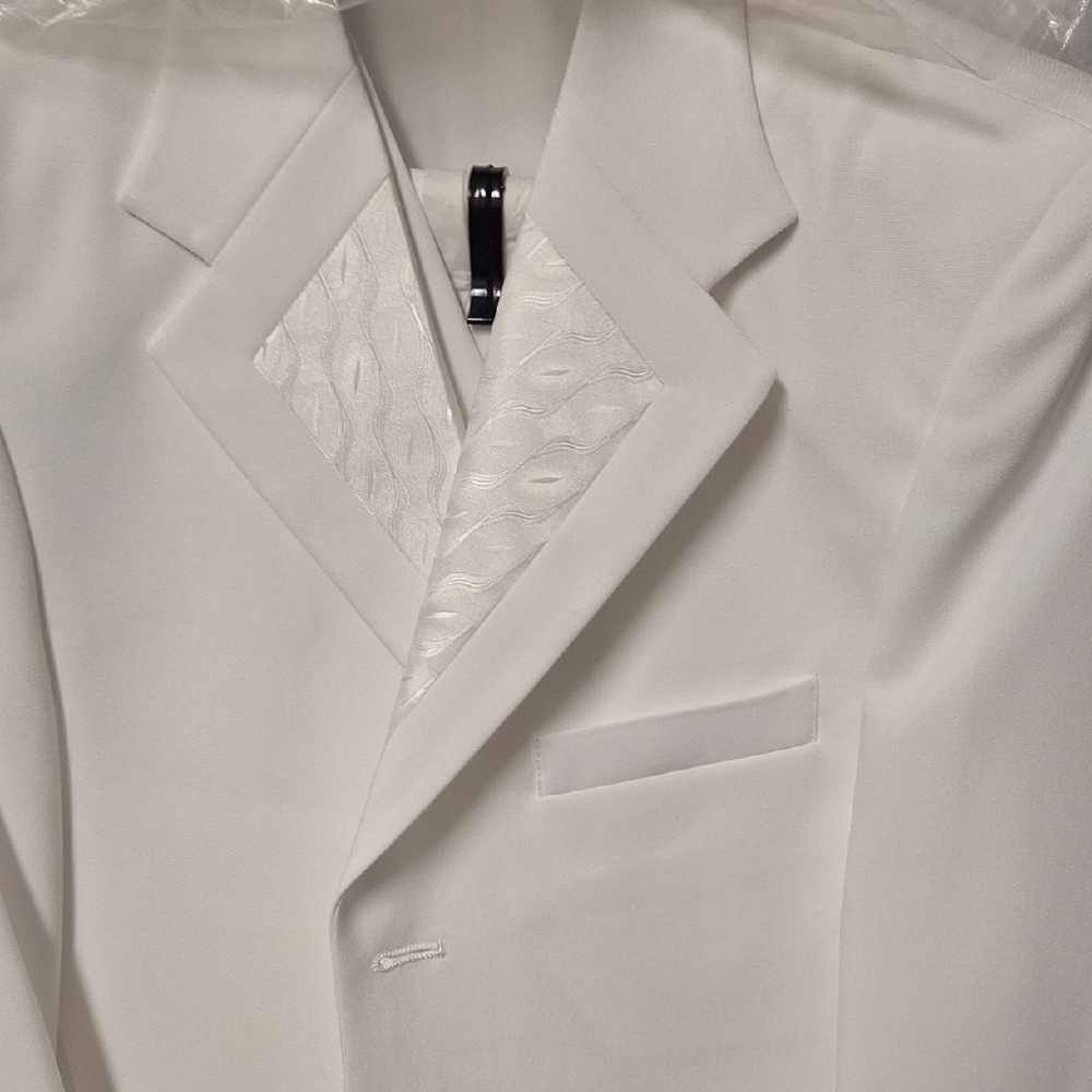 Elegant White Boys Suit